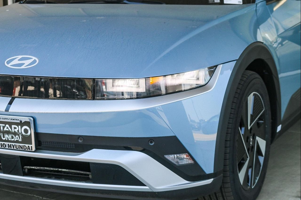 New 2026 Blue Hyundai SEL image 5