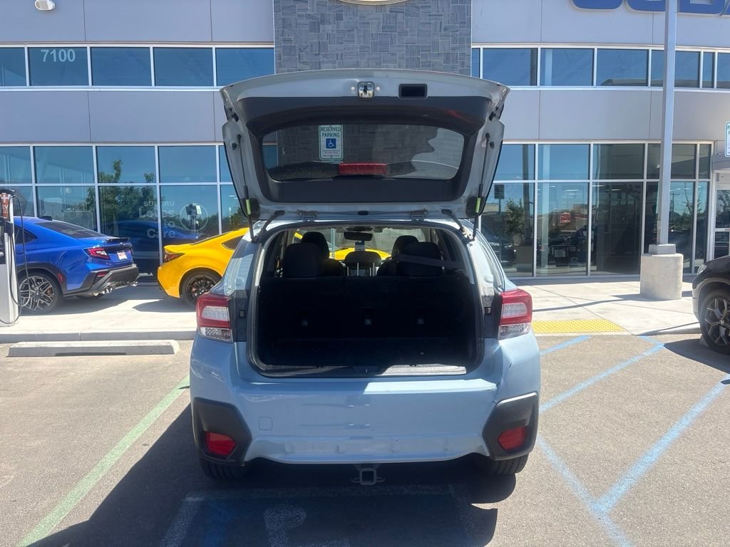 Used 2019 Gray Subaru 2.0i Premium image 11