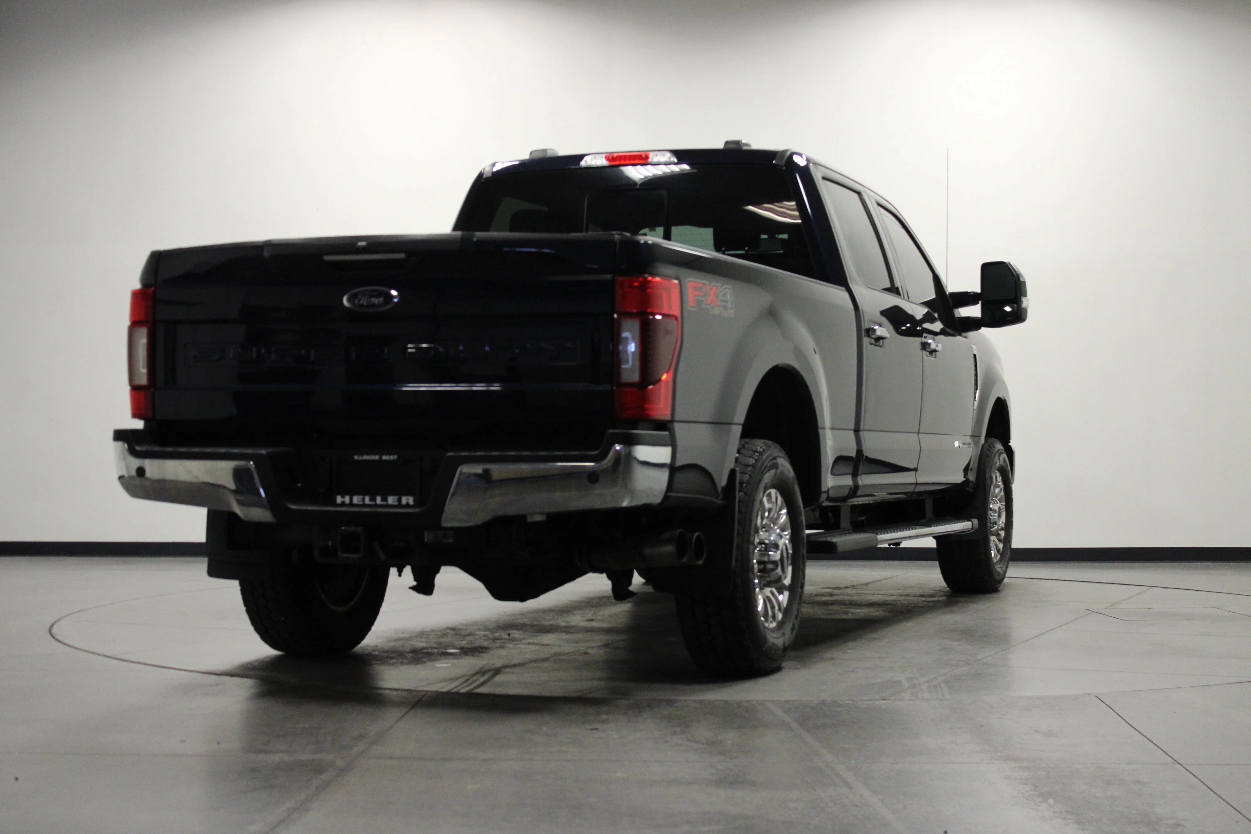Used 2021 Antimatter Blue Metallic Ford LARIAT image 4