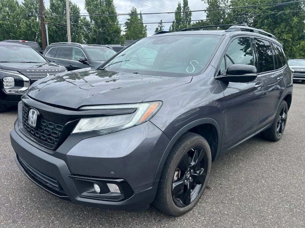 Used 2019 Gray Honda Elite image 2
