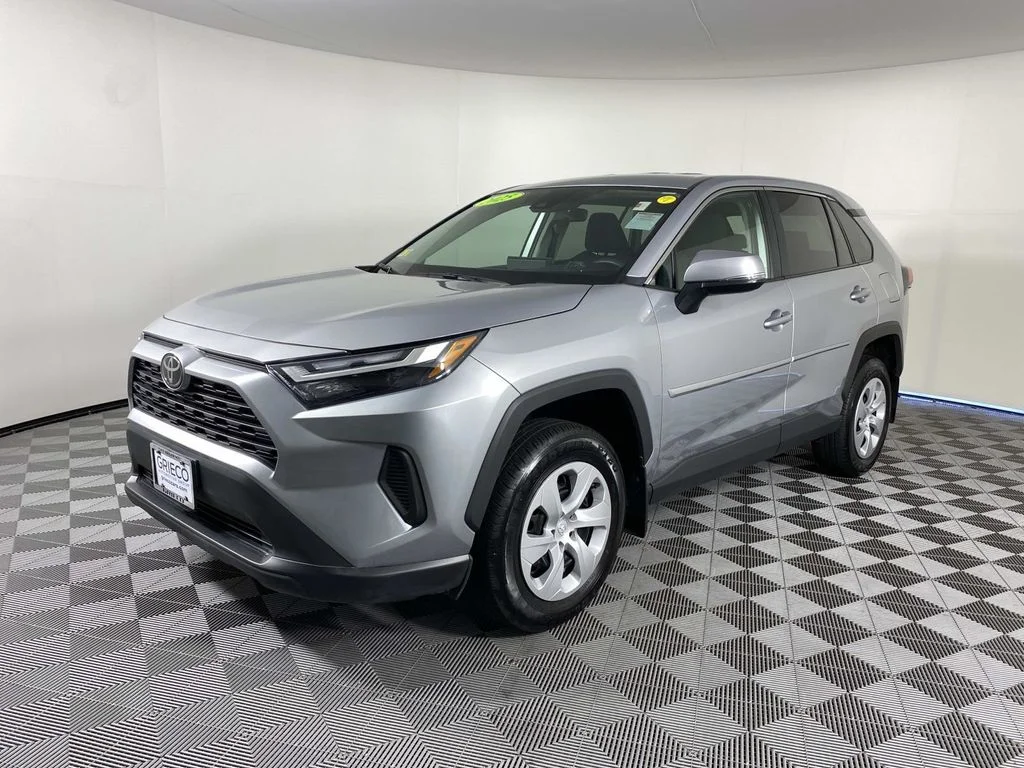 Used 2025 Silver Sky Metallic Toyota LE image 4