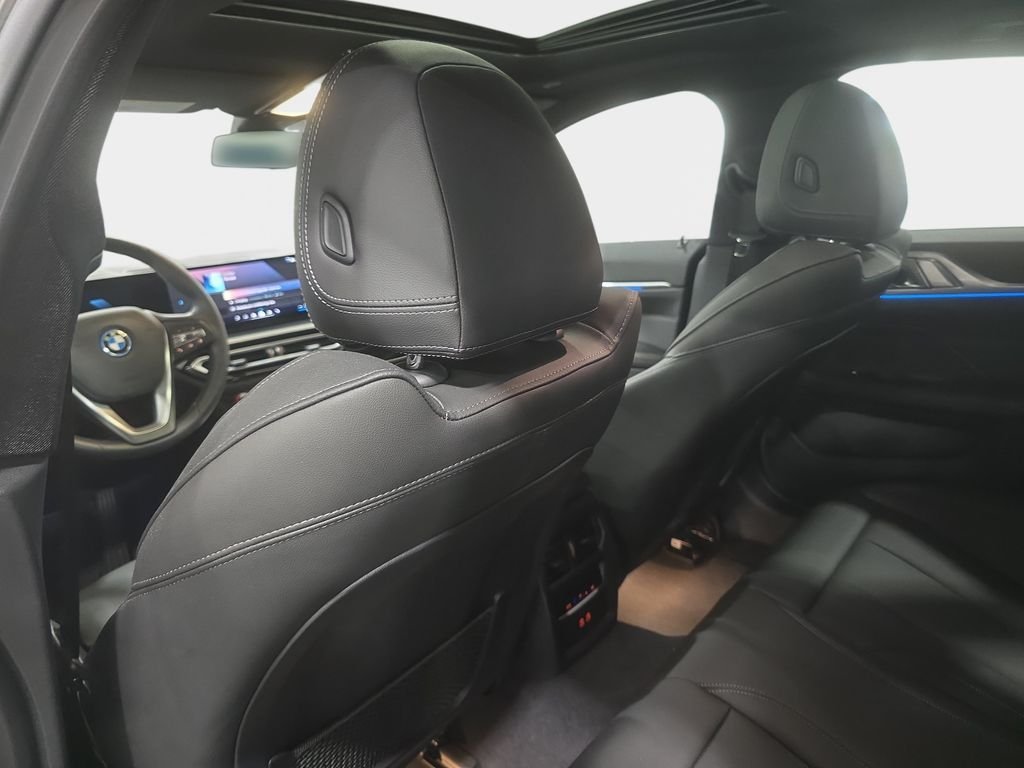 Used 2024 Alpine White BMW eDrive35 image 10