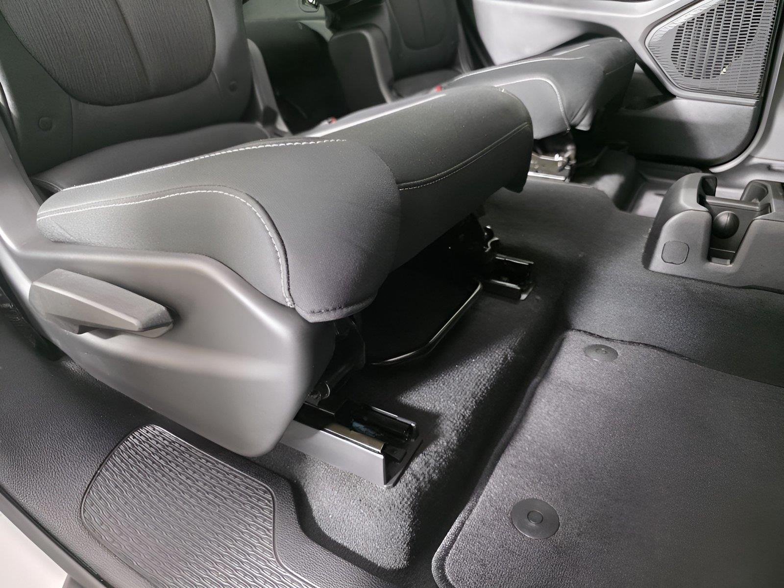 2025 Jeep Grand Cherokee L Laredo - Photo 20