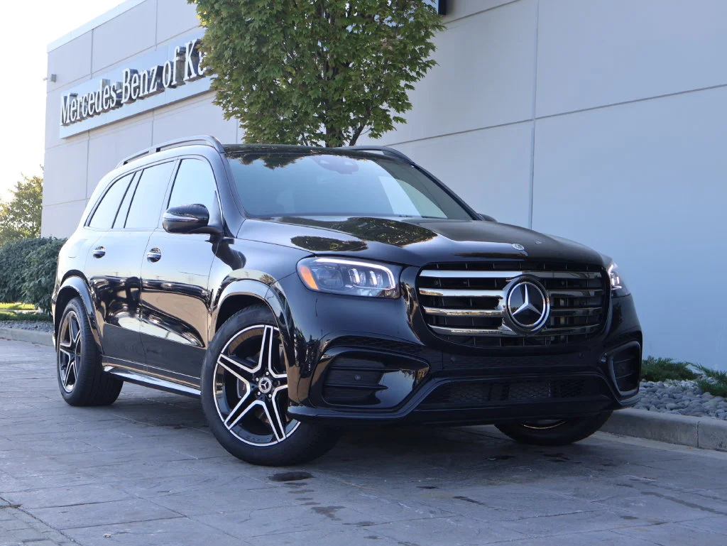 2026 Mercedes-Benz GLS Base