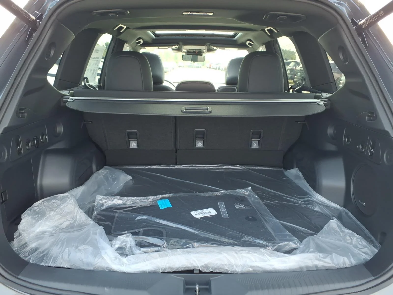 New 2026 MAGNETITE GRAY METALLIC Subaru Touring Hybrid image 18
