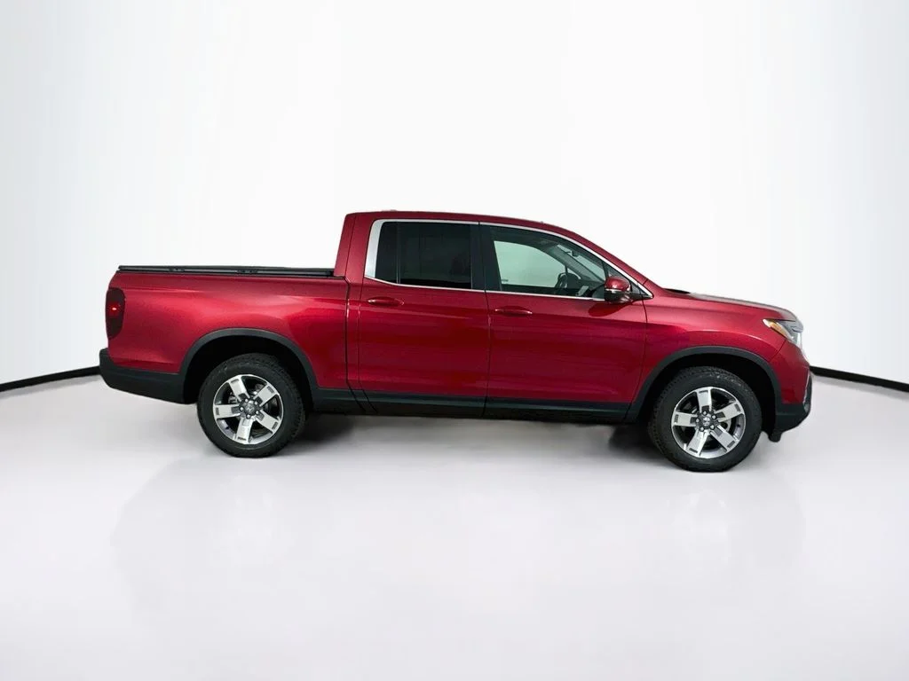 New 2026 Radiant Red Metallic II Honda RTL image 9