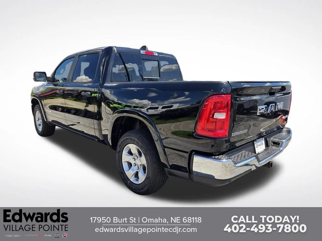 New 2026 Diamond Black Crystal Pearl-Coat Exterior Paint RAM Big Horn image 5