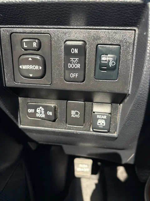 2019 Toyota Tundra Limited - Photo 32