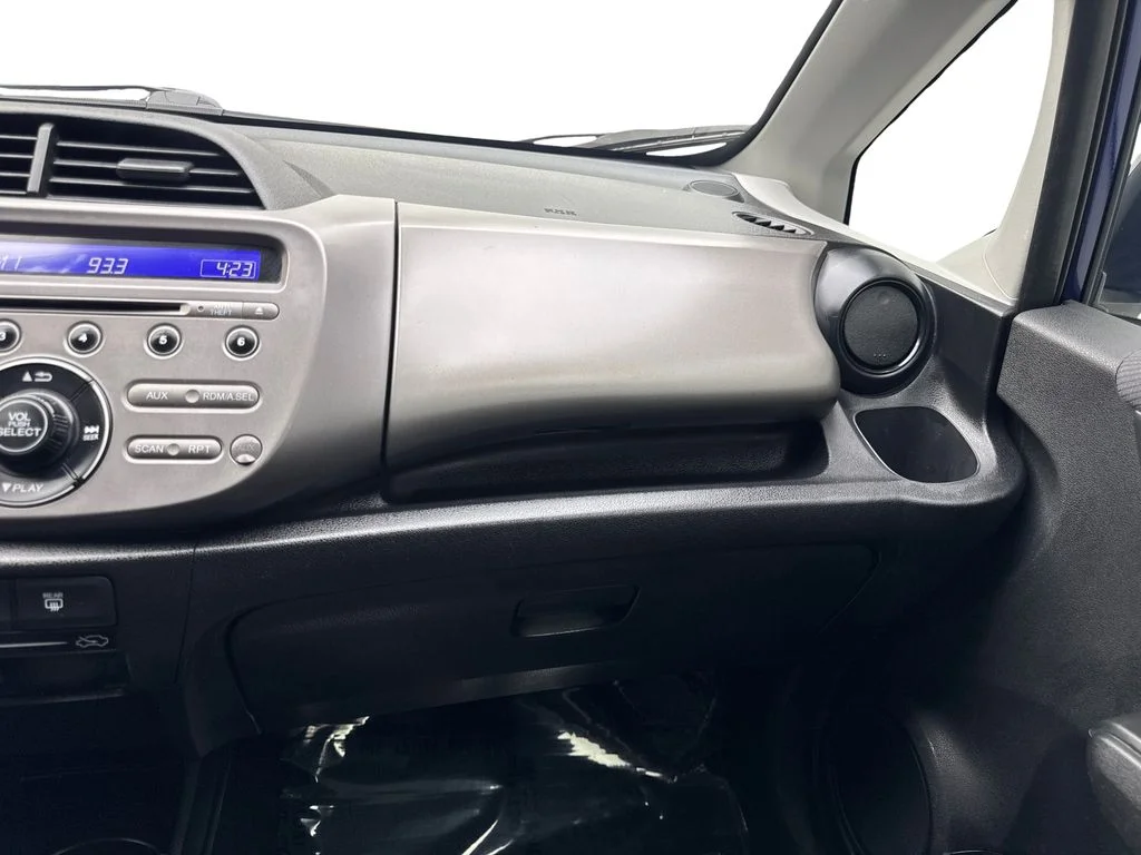 Used 2011  Honda Base image 57