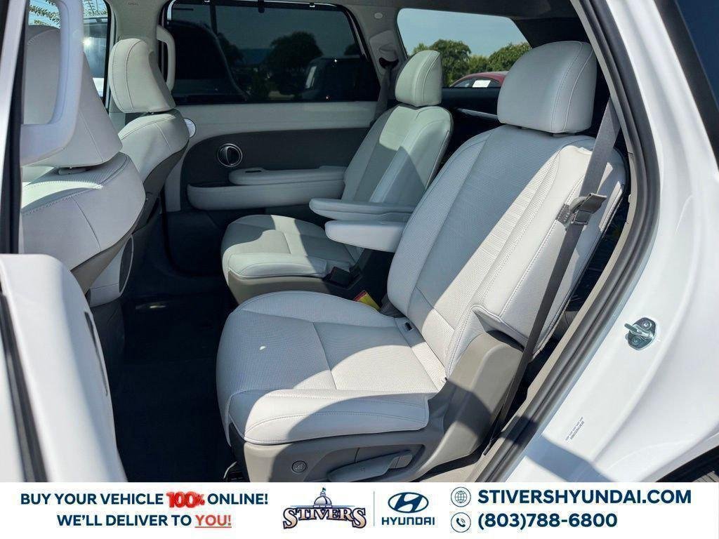 New 2027 White Hyundai Limited FWD image 23