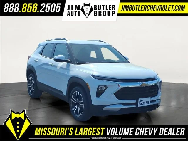 New 2026 Summit White Chevrolet LT image 6
