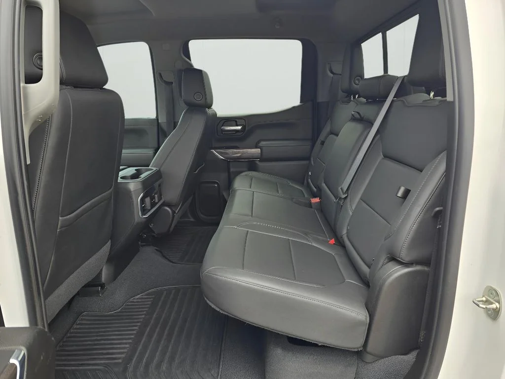 Used 2022 Summit White Chevrolet LTZ image 26
