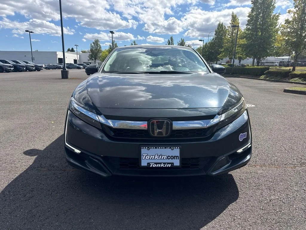 Used 2018 Moonlit Forest Pearl Honda Touring image 2