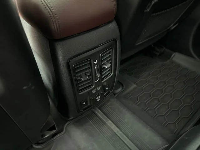 Used 2022 White Dodge Citadel image 7