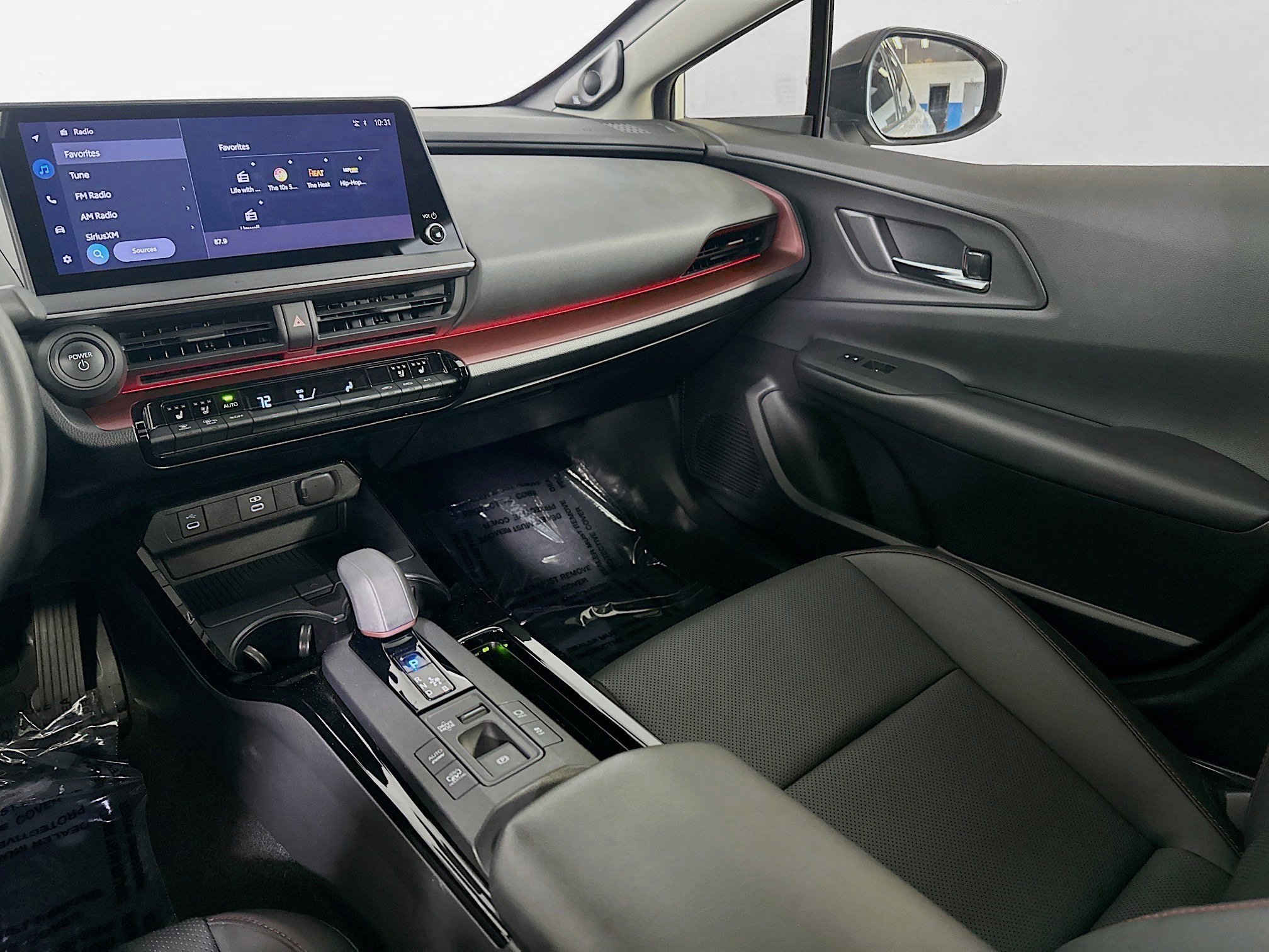 2024 Toyota Prius Prime XSE Premium - Photo 21