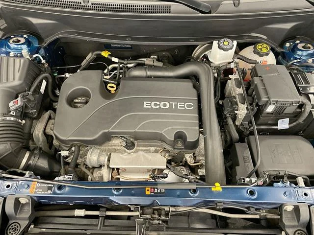 Used 2020 BLUE Chevrolet LT image 29