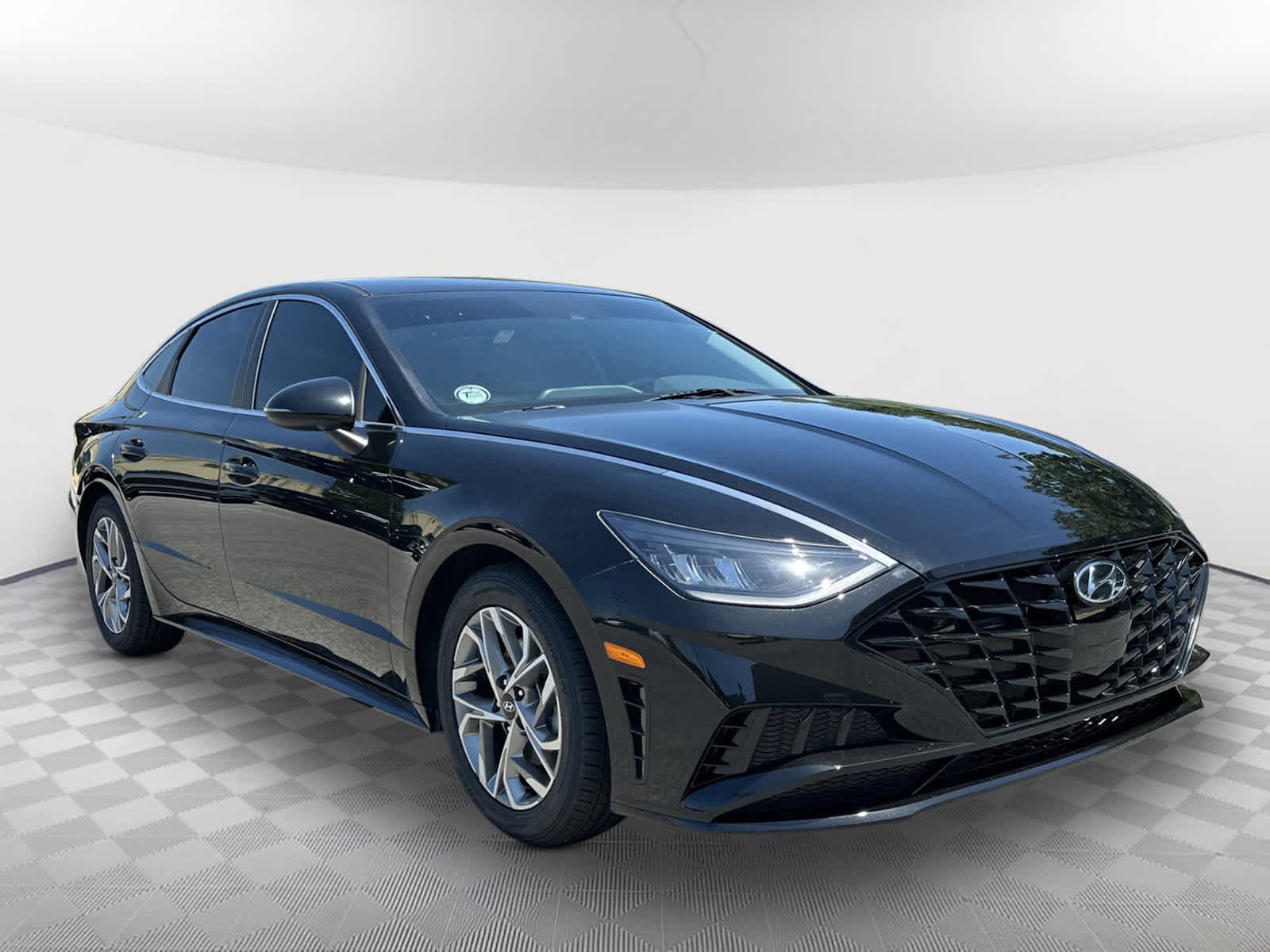 2021 Hyundai Sonata SEL's photo