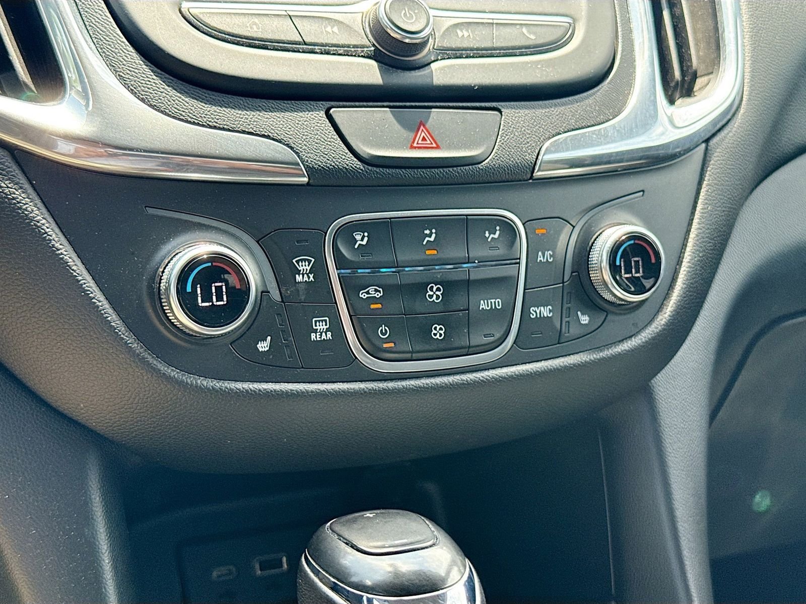 Used 2019 Silver Chevrolet LT image 31