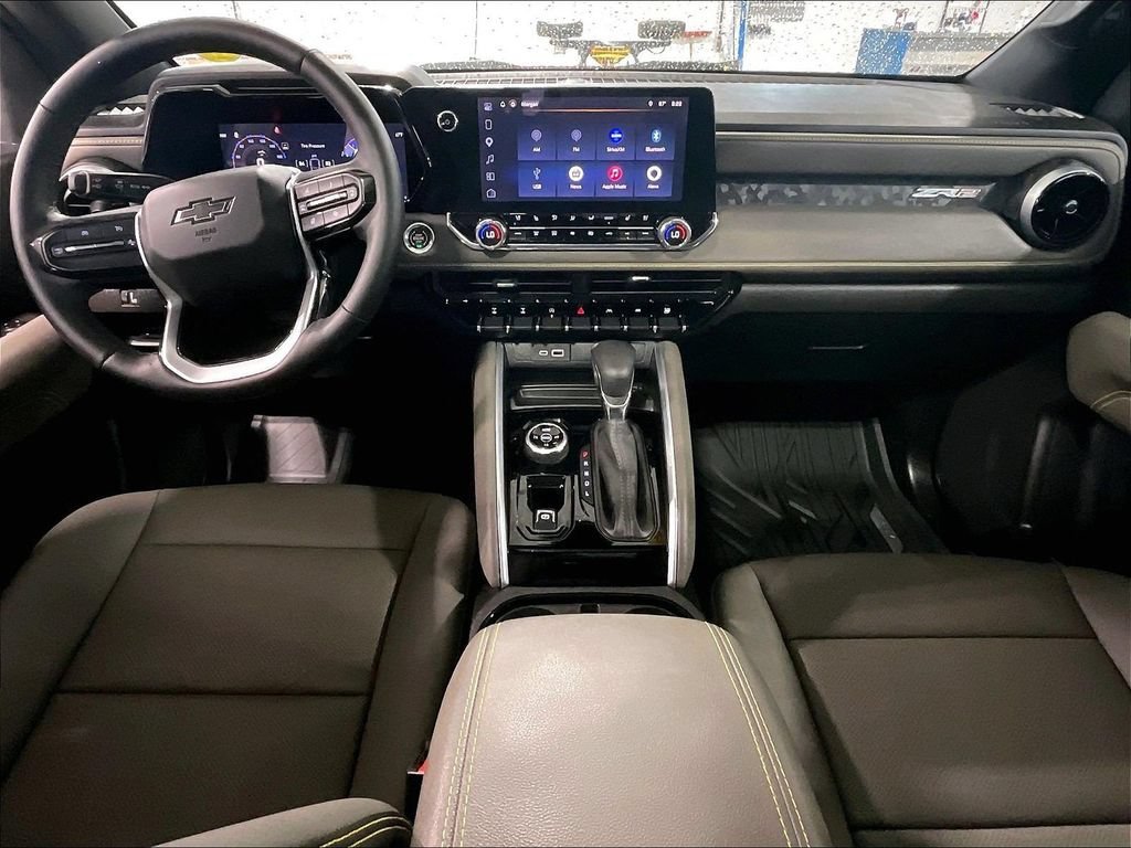 Used 2025 Black Chevrolet ZR2 image 21