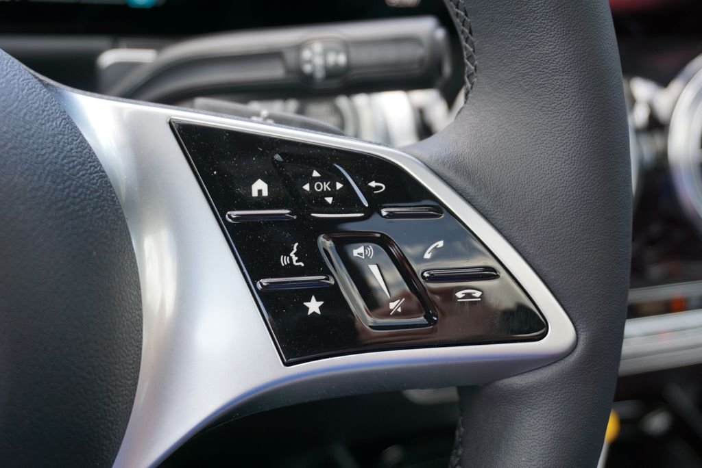 2025 Mercedes-Benz GLB Base - Photo 27
