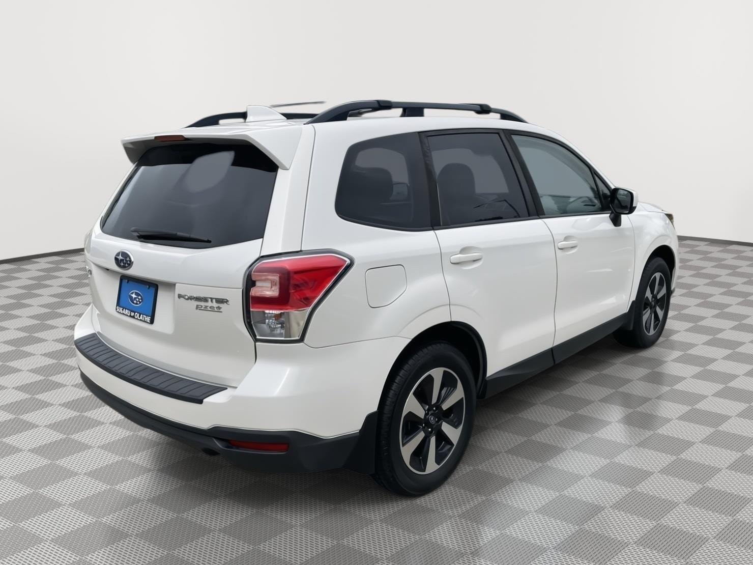 Used 2017 Crystal White Pearl Subaru Premium image 15