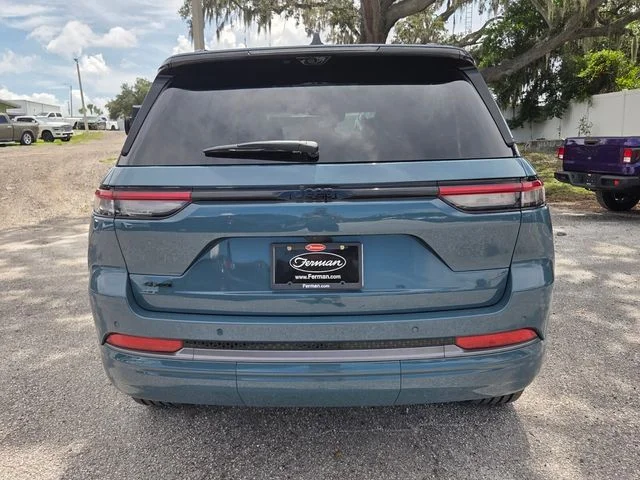 New 2027 Steel Blue Paint Jeep Limited Reserve image 7