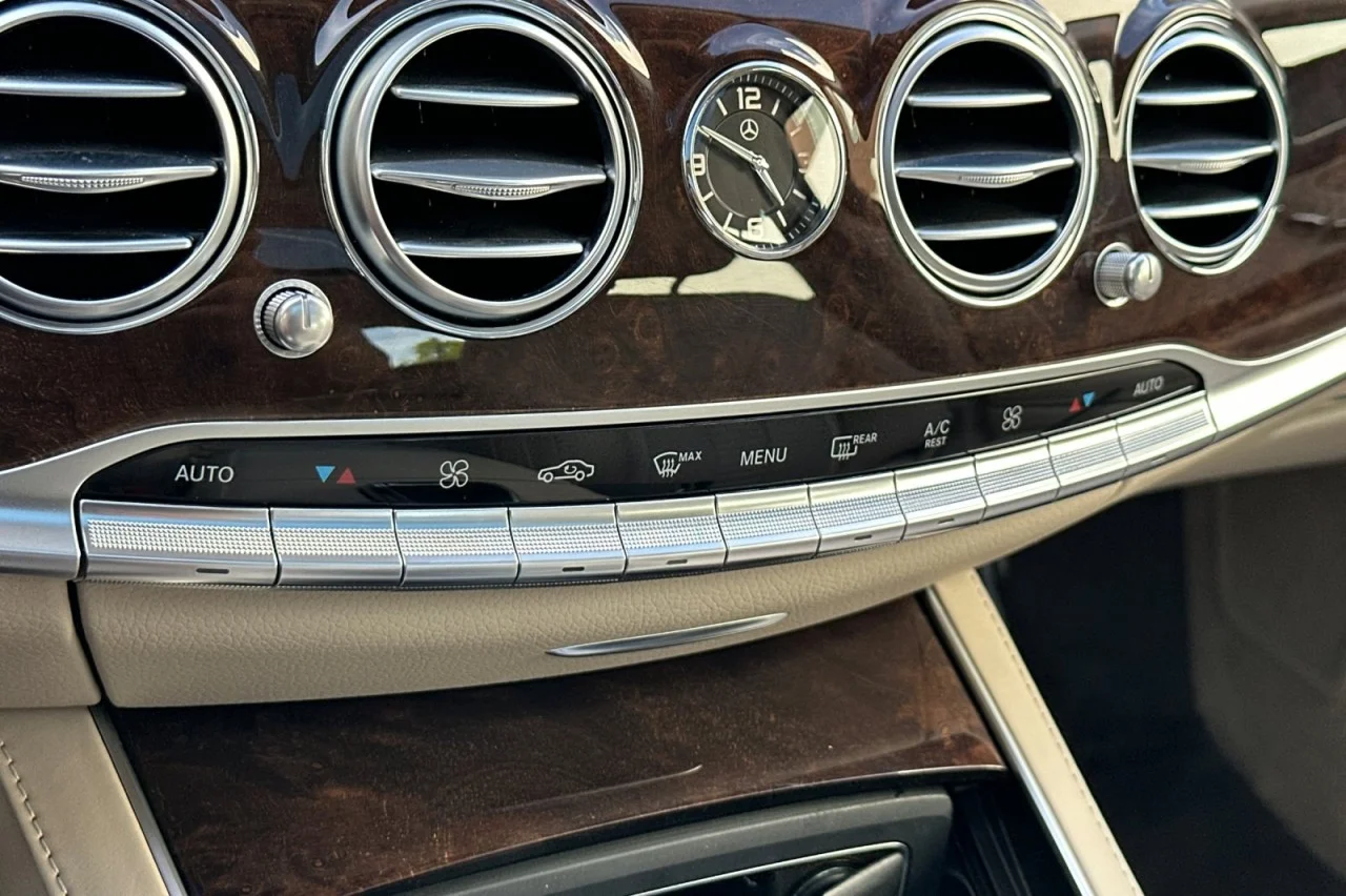 Used 2018 Black Mercedes-Benz S 450 image 19