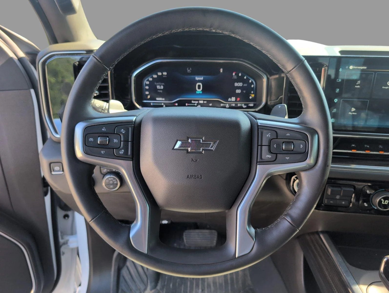 Used 2025 Summit White Chevrolet RST image 26