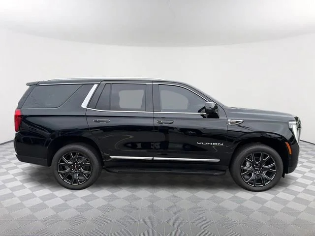 Used 2026 Onyx Black GMC Elevation image 4