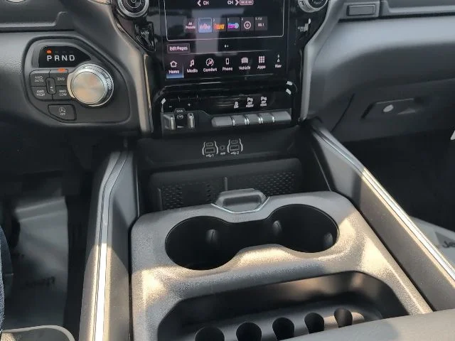 2026 RAM 1500 Laramie - Photo 18