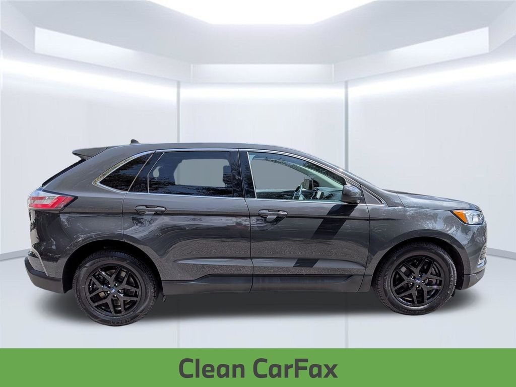 Used 2021 Gray Ford SEL image 8