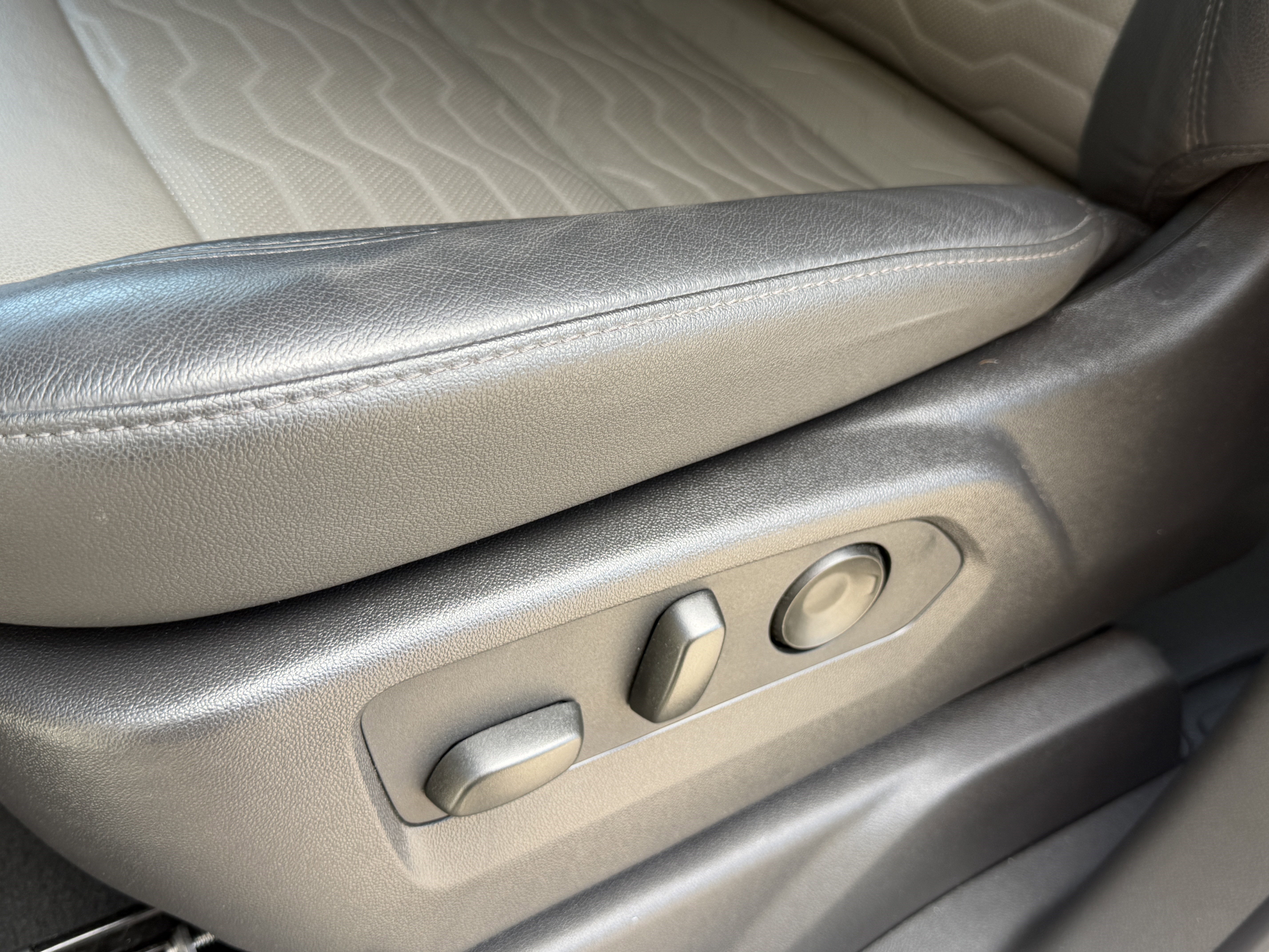 2024 Chevrolet Silverado 1500 ZR2 - Photo 17