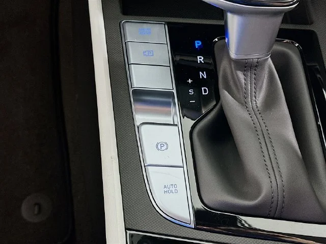 New 2026 White Hyundai Limited image 19
