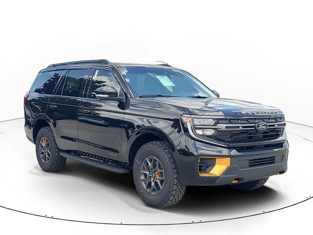 New 2026 Black Metallic Ford Tremor image 3