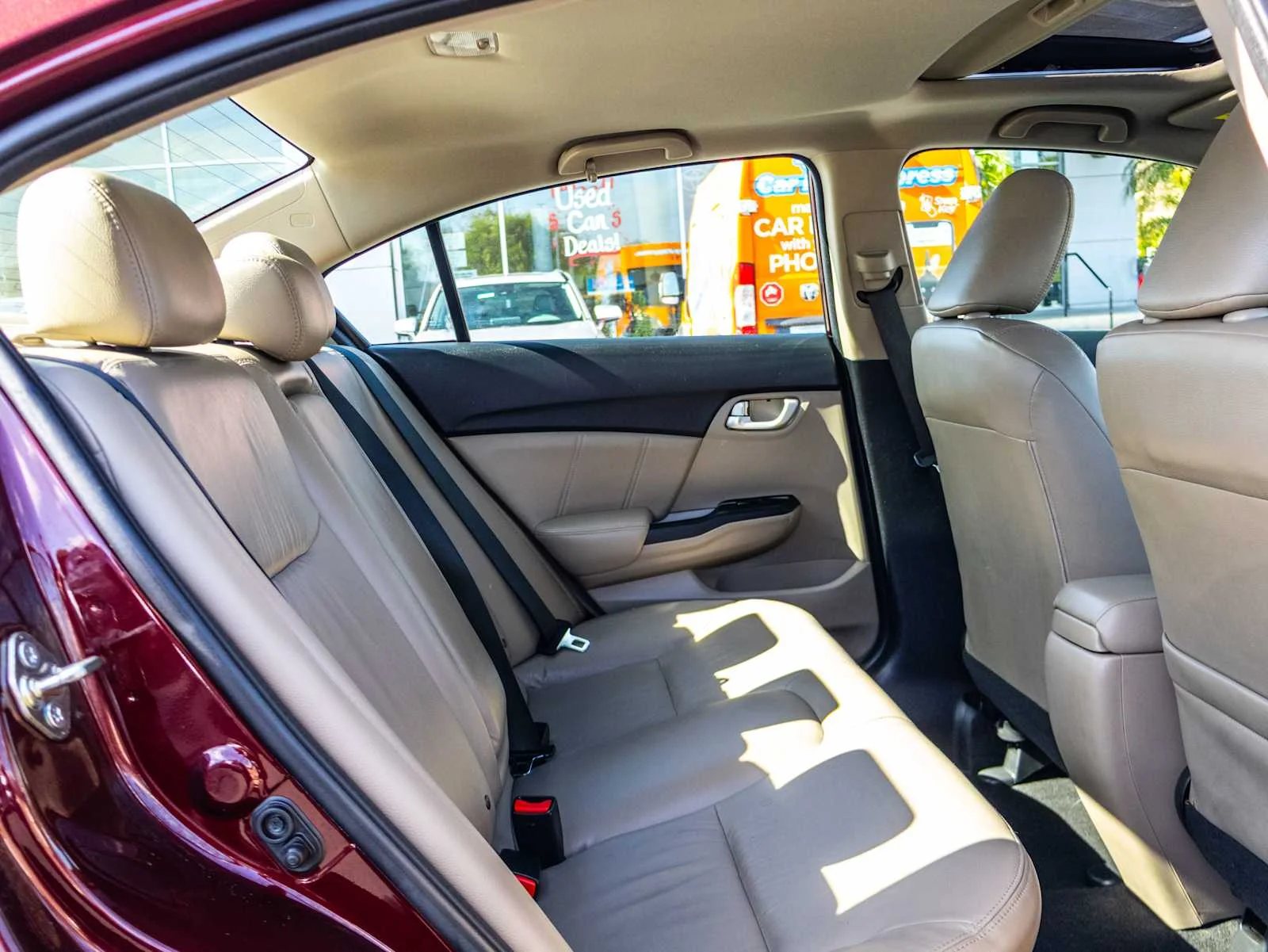 Used 2015  Honda EX-L image 18