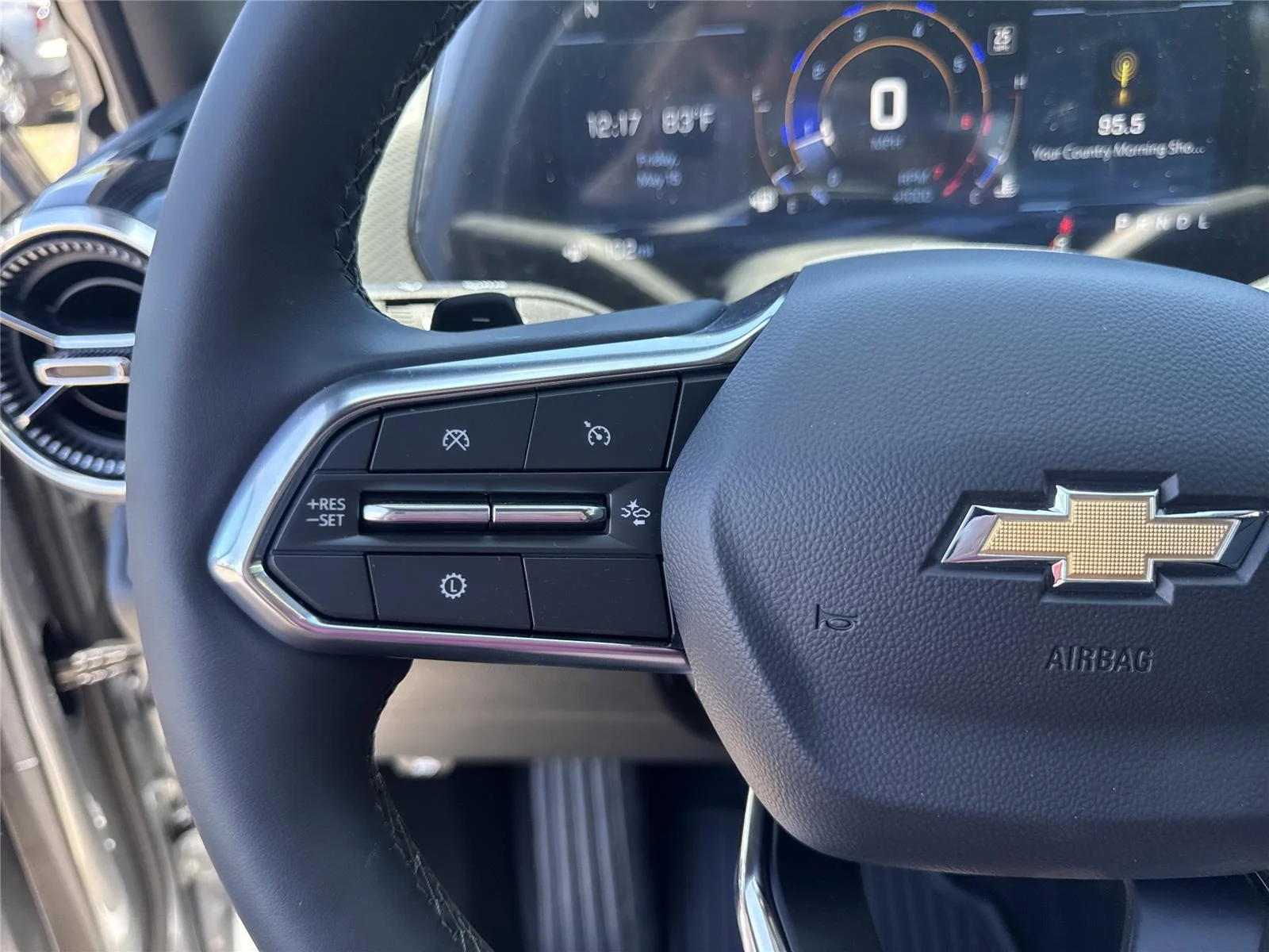 New 2026 Sterling Gray Metallic Chevrolet LT image 27