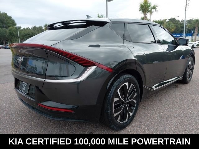 Used 2023 Gray Kia Wind AWD image 5