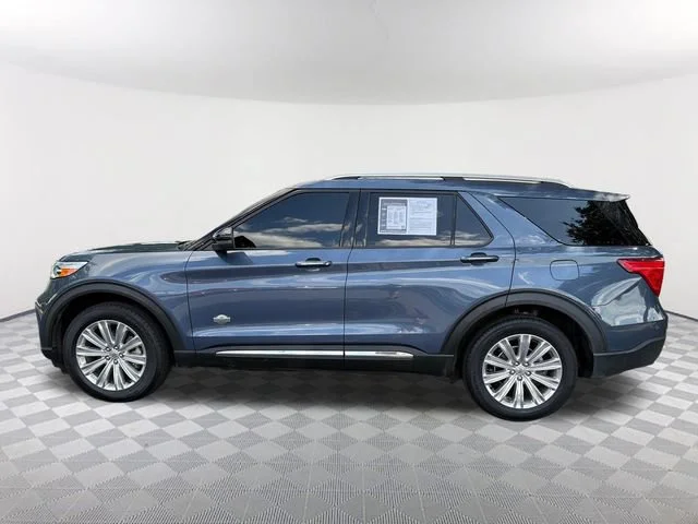 Used 2021 Blue Ford King Ranch image 8