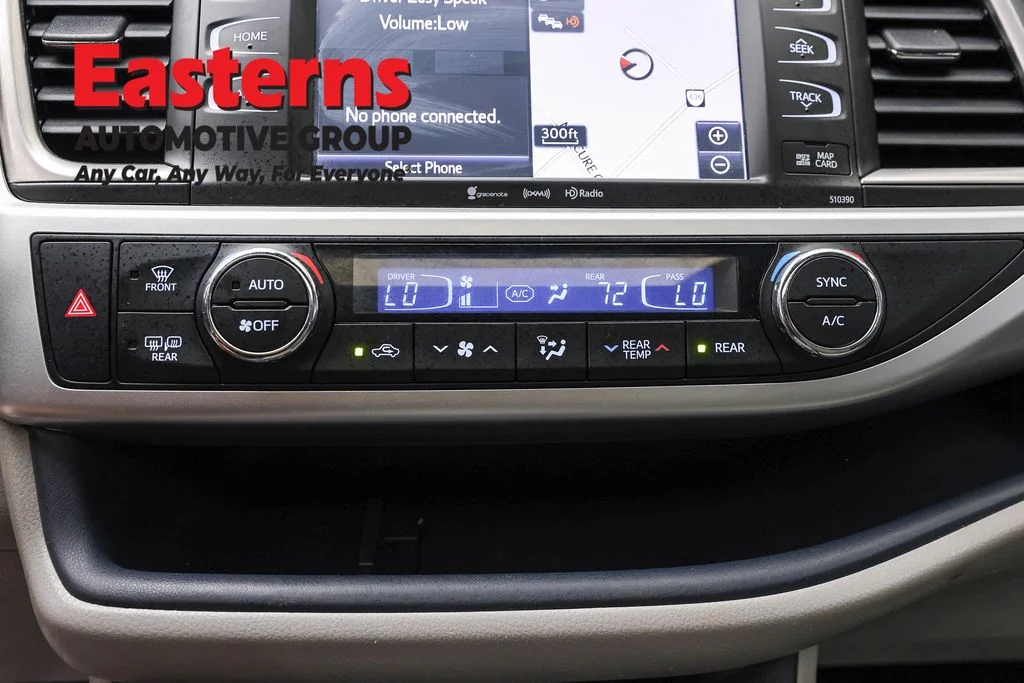 Used 2019 Black Toyota XLE image 20