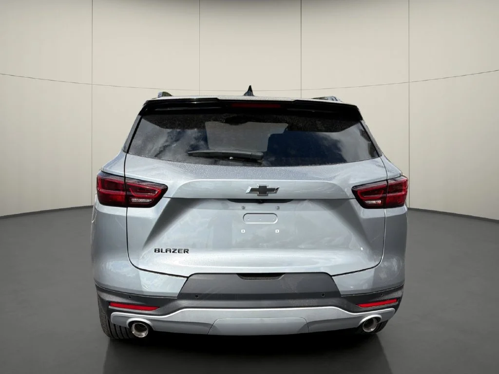 New 2026 Sterling Gray Metallic Chevrolet 2LT image 6