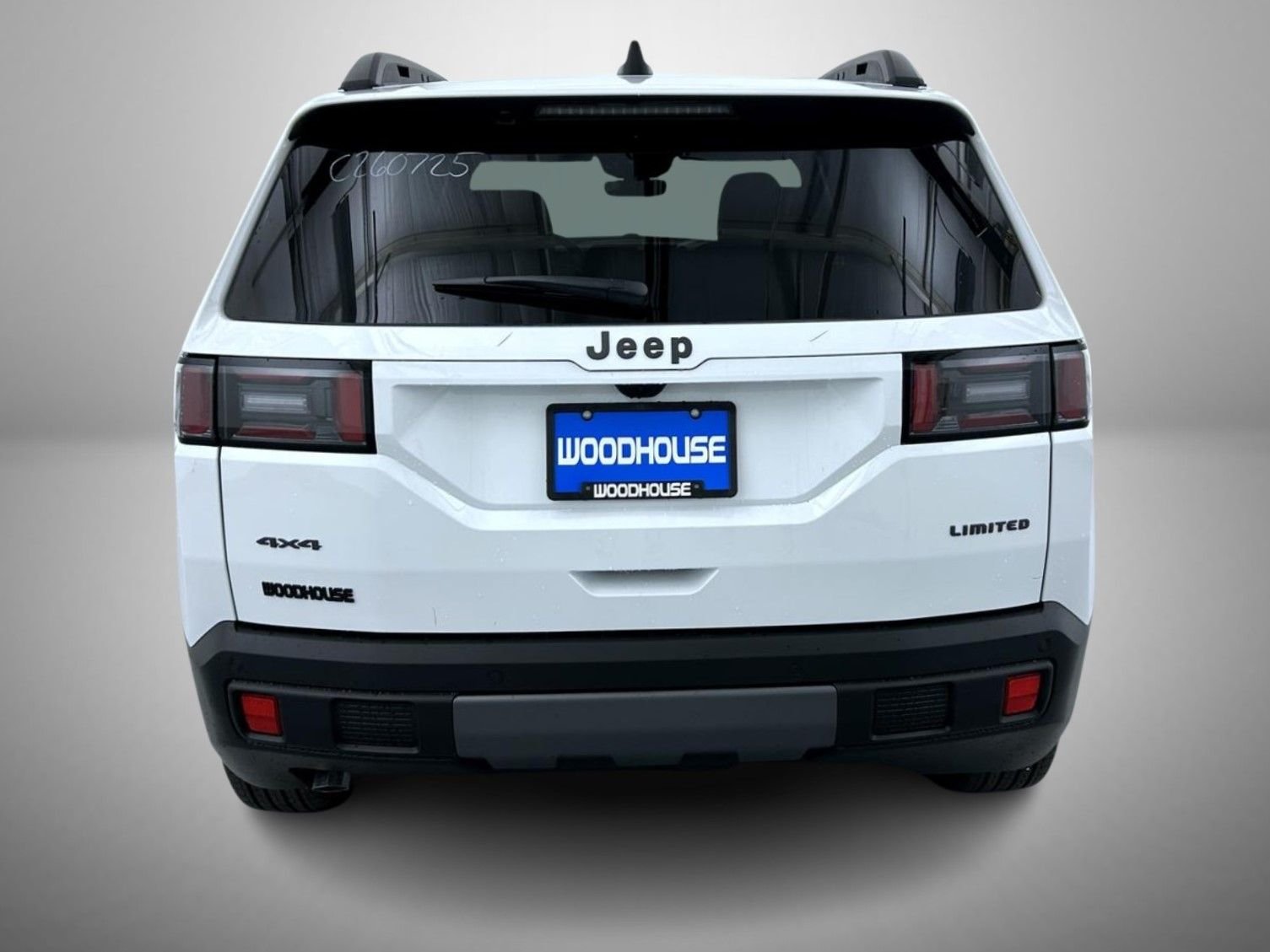 New 2026 Bright White Clear-Coat Exterior Paint Jeep Limited image 6