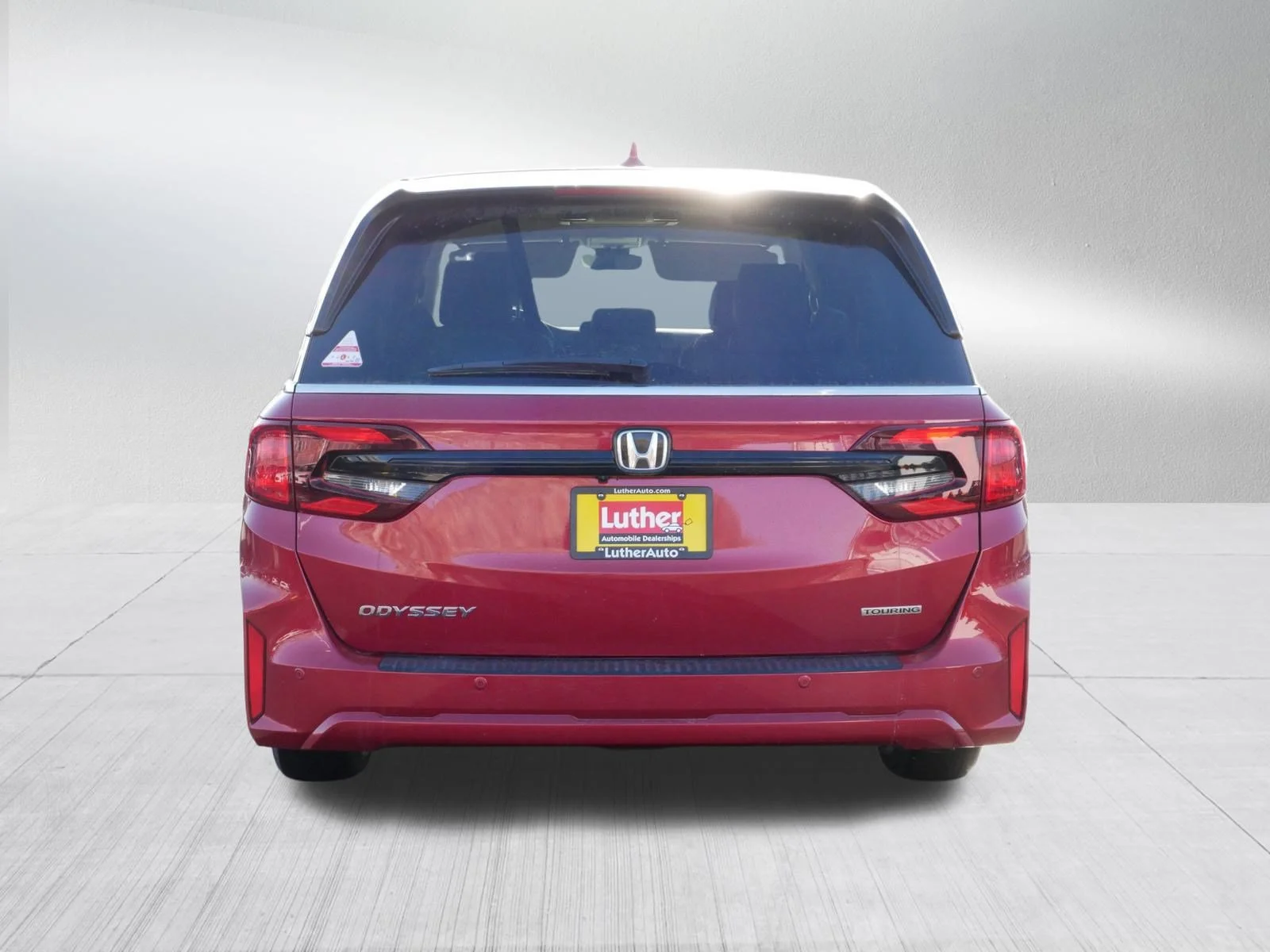 Used 2026 Radiant Red Metallic II Honda Touring image 6