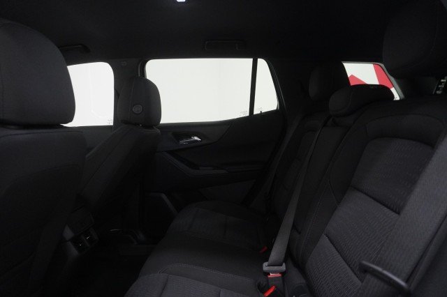 2027 Chevrolet Equinox LT - Photo 18