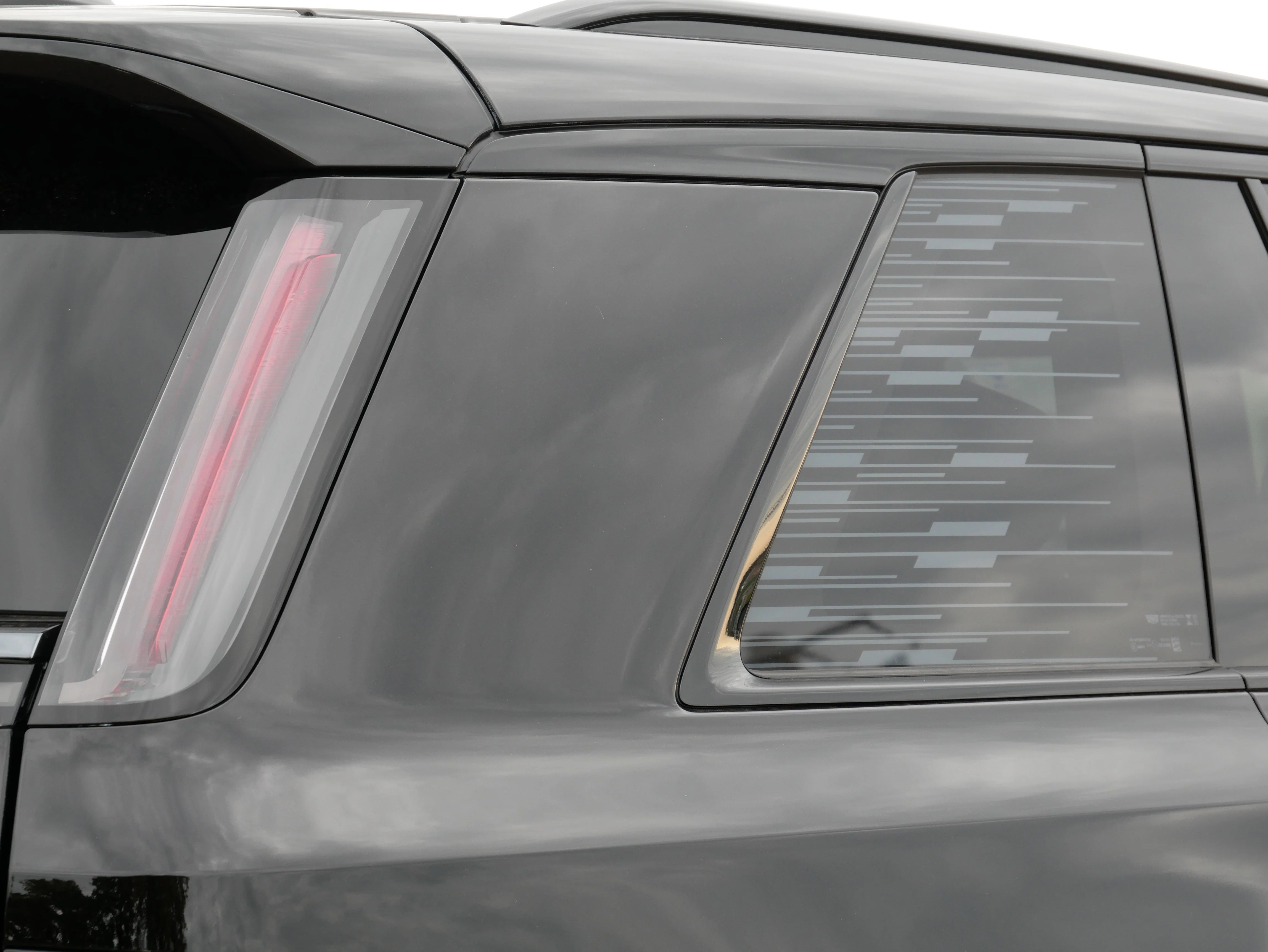 2026 Cadillac VISTIQ Sport - Photo 15