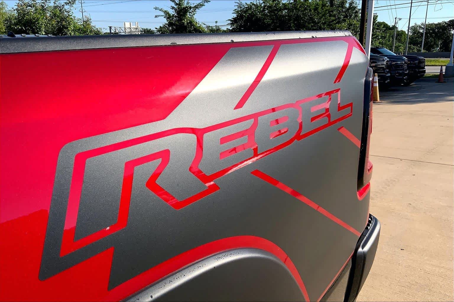 New 2026 Molten Red Pearl-Coat Exterior Paint RAM Rebel image 15