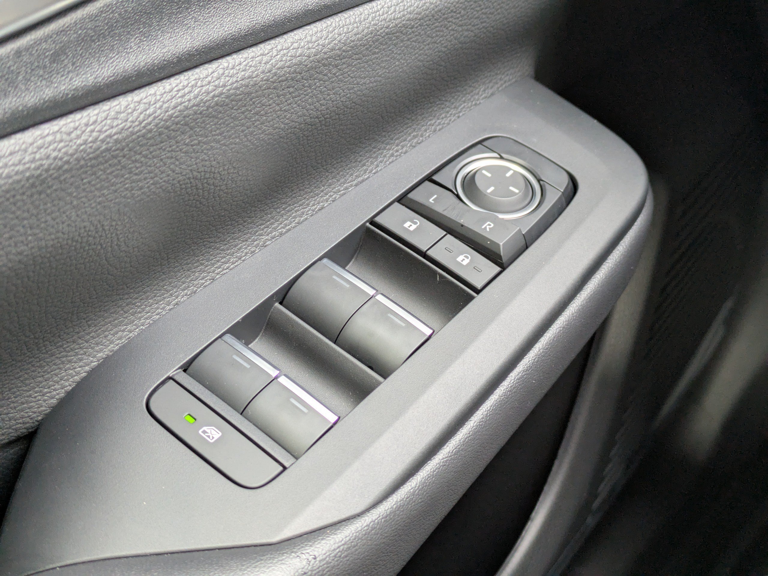 New 2026 Wind Chill Pearl Toyota Nightshade Edition image 25
