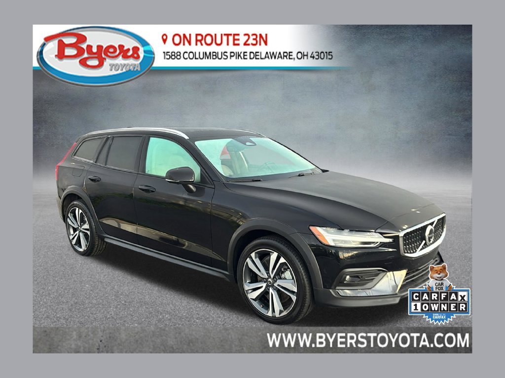 2025 Volvo V60 Cross Country
