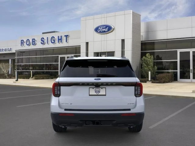 New 2026 Space White Metallic Ford Active image 5