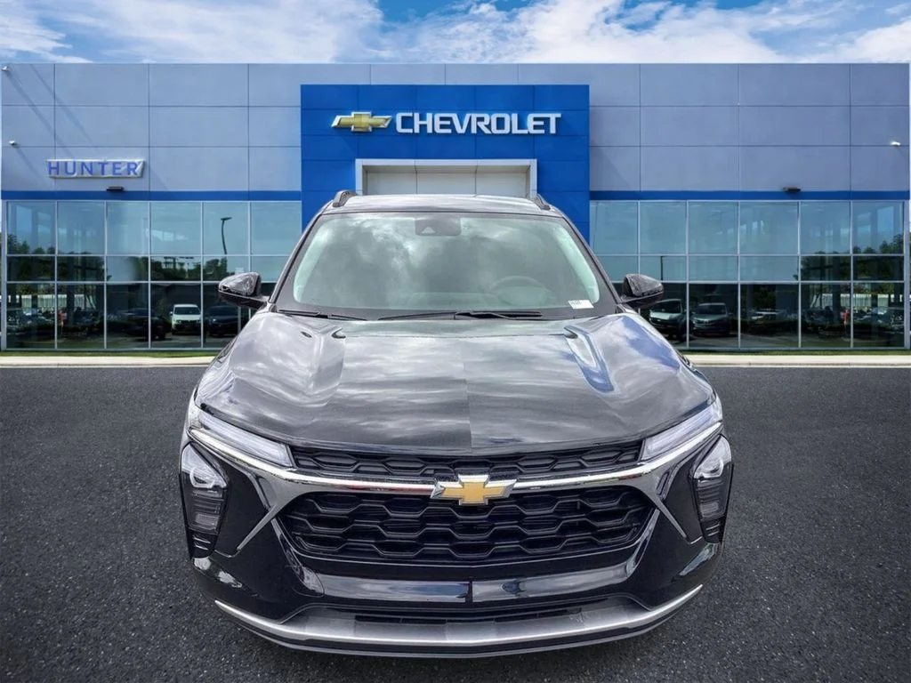 New 2026 Mosaic Black Metallic Chevrolet LT image 4