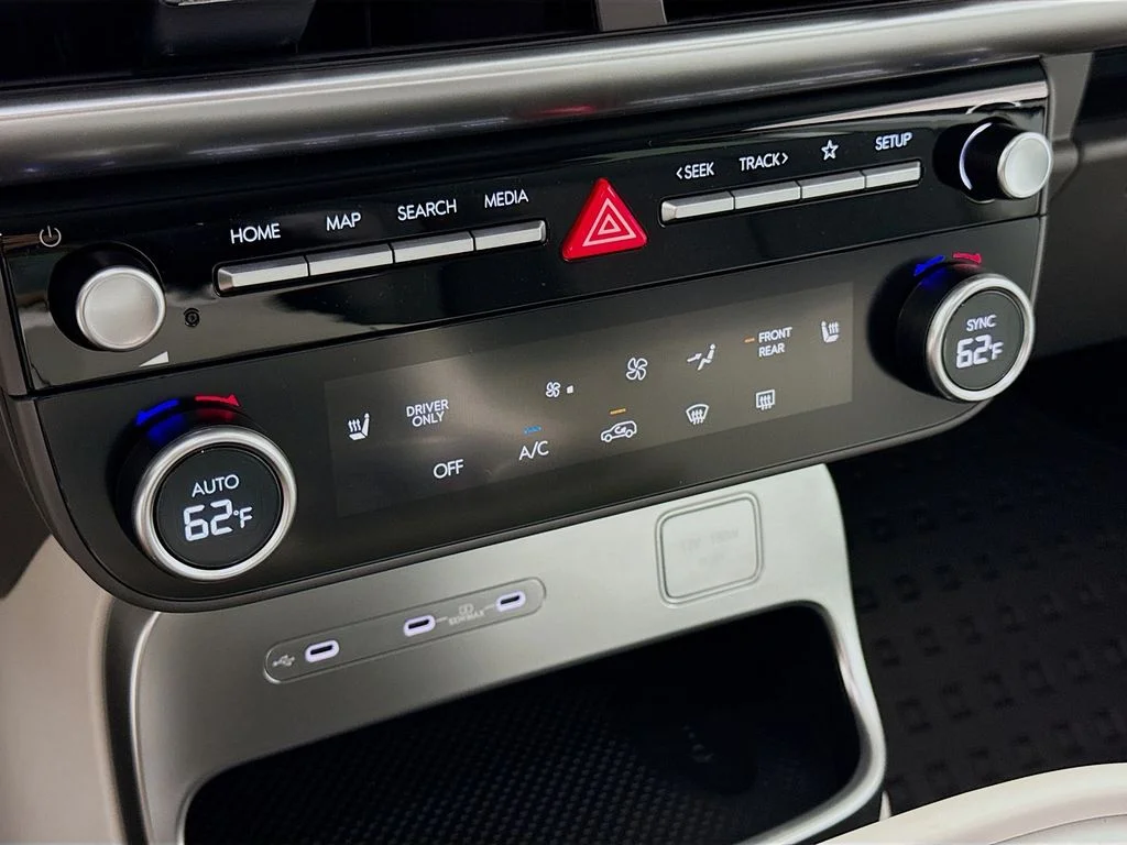 2026 Hyundai IONIQ 9 S - Photo 16